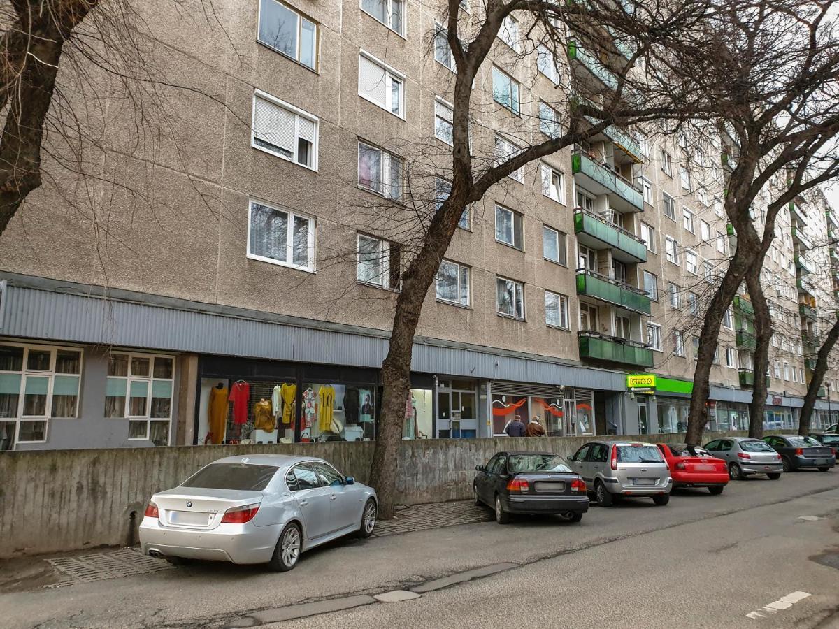 Aweshome City Apartment - 3 Bedrooms And Free Parking Debrecen Exterior foto