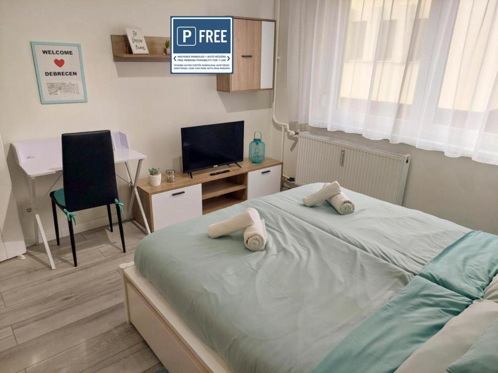 Aweshome City Apartment - 3 Bedrooms And Free Parking Debrecen Exterior foto